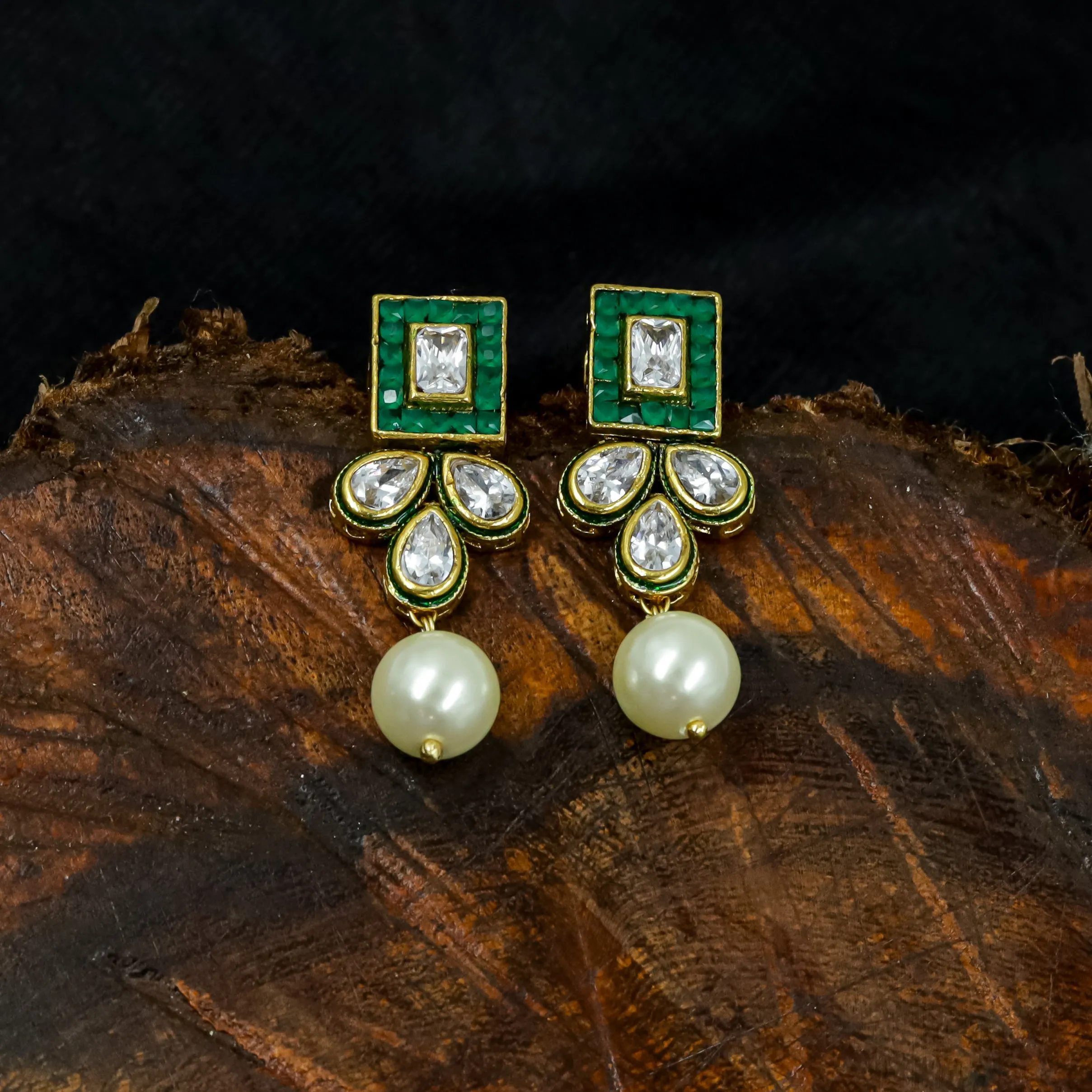 High Quality Light Weight Polki Pendant Set  7169-0295