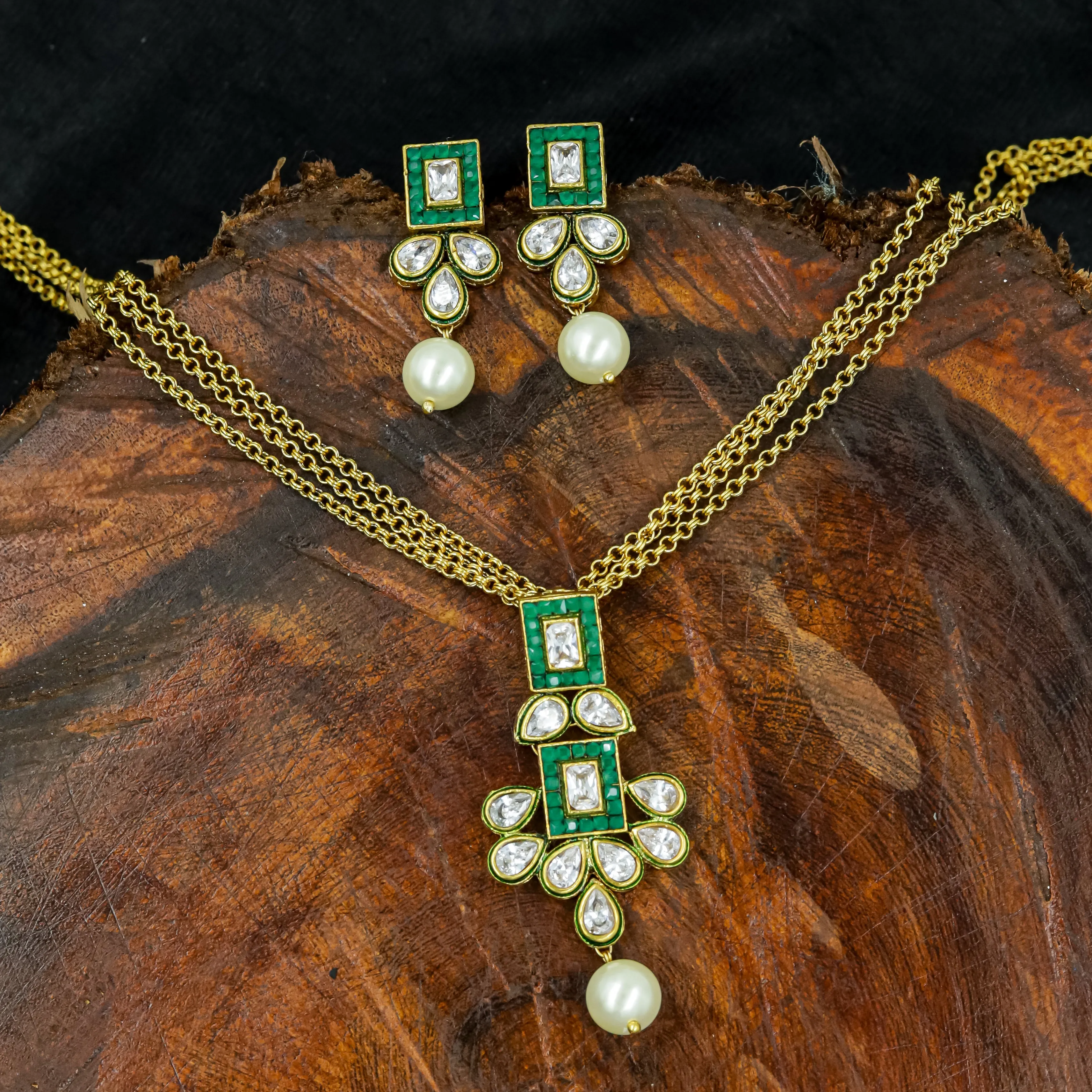High Quality Light Weight Polki Pendant Set  7169-0295